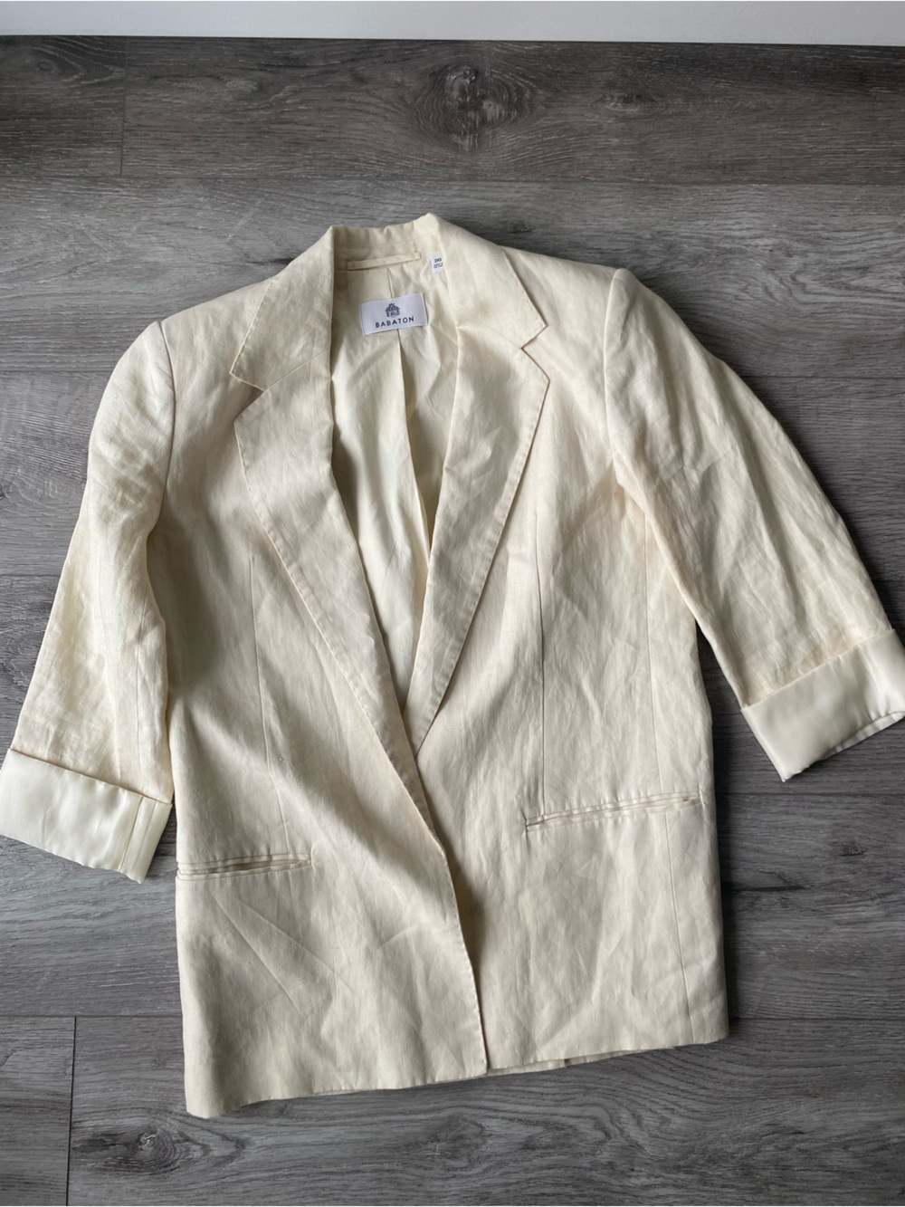 Babaton 100% linen cream blazer